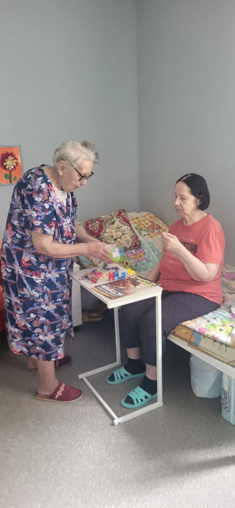 уход за пожилыми после 80 лет
