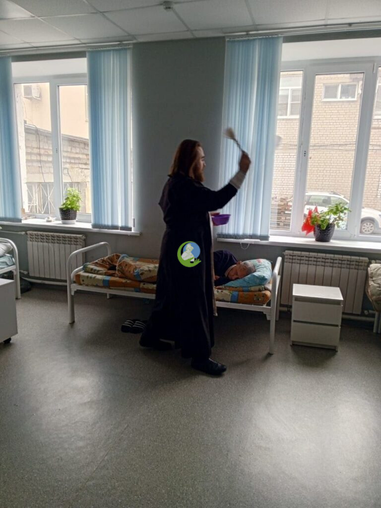 Освящаем наш пансионат «Оазис Спокойствия»
