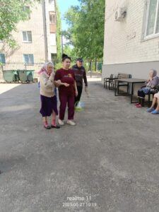 Прием пищи в доме престарелых в Воронеже