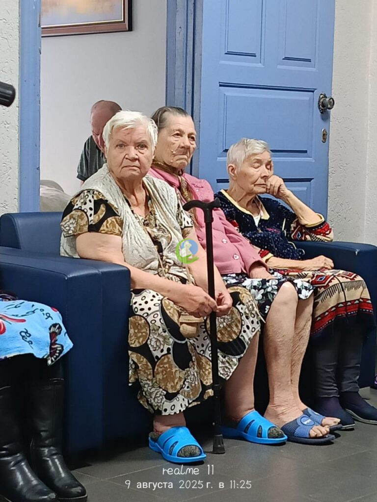 Супружеская пара выступила с благотворительным концертом в нашем пансионате