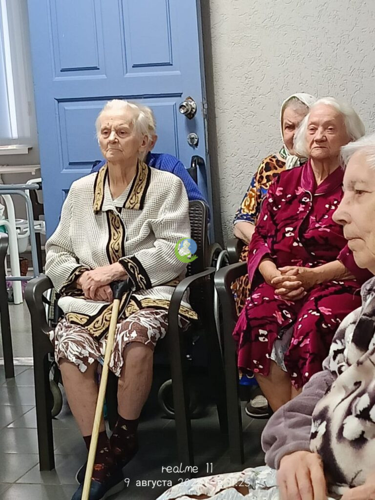 Супружеская пара выступила с благотворительным концертом в нашем пансионате