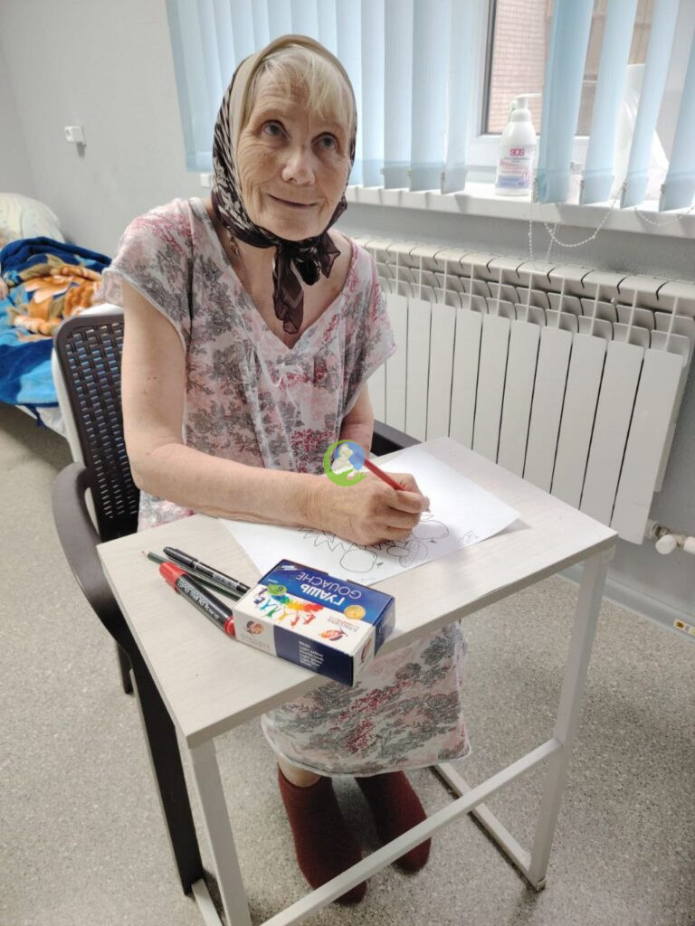 Творческое утро в доме престарелых