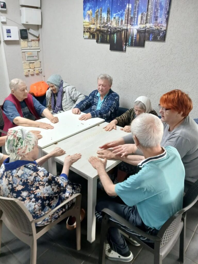 Настольные игры или рисование